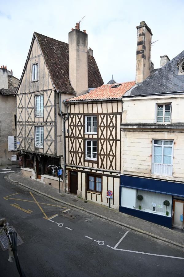Maison Avec Spa Dans L'Hyper Centre De Poitiers Exteriér fotografie